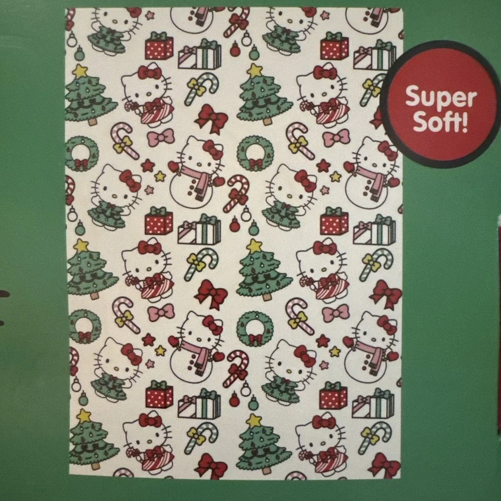 Hello Kitty Holiday 